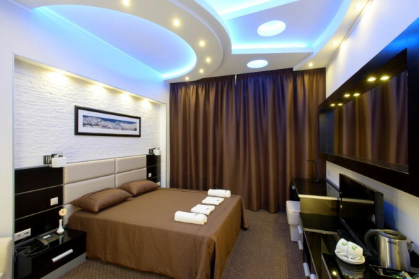 Комплекс зданий медицинского и отельного назначения в Киеве